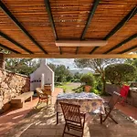 Ambra Villa