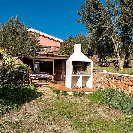 Ambra Villa